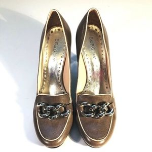 Pumps W/ Gold Chain Accent Taupe W/Pink Tr…